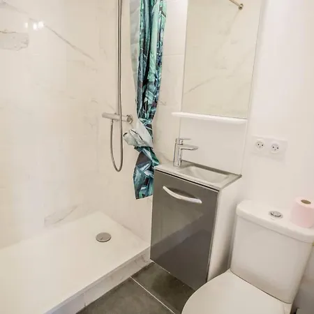 Apartment Gregbnb - Centre Ancien - T2 Street Art - Wifi *